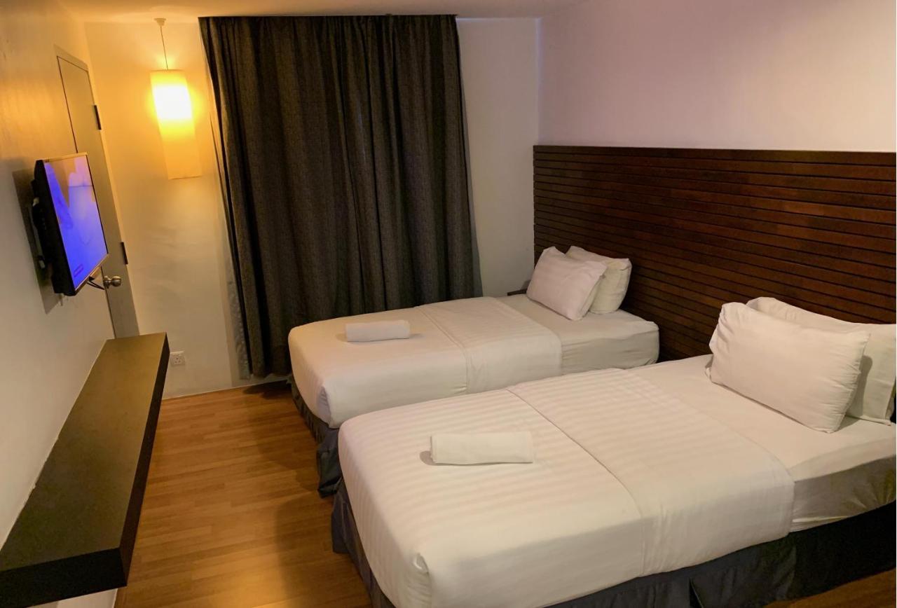 T+ Hotel Sungai Petani Esterno foto