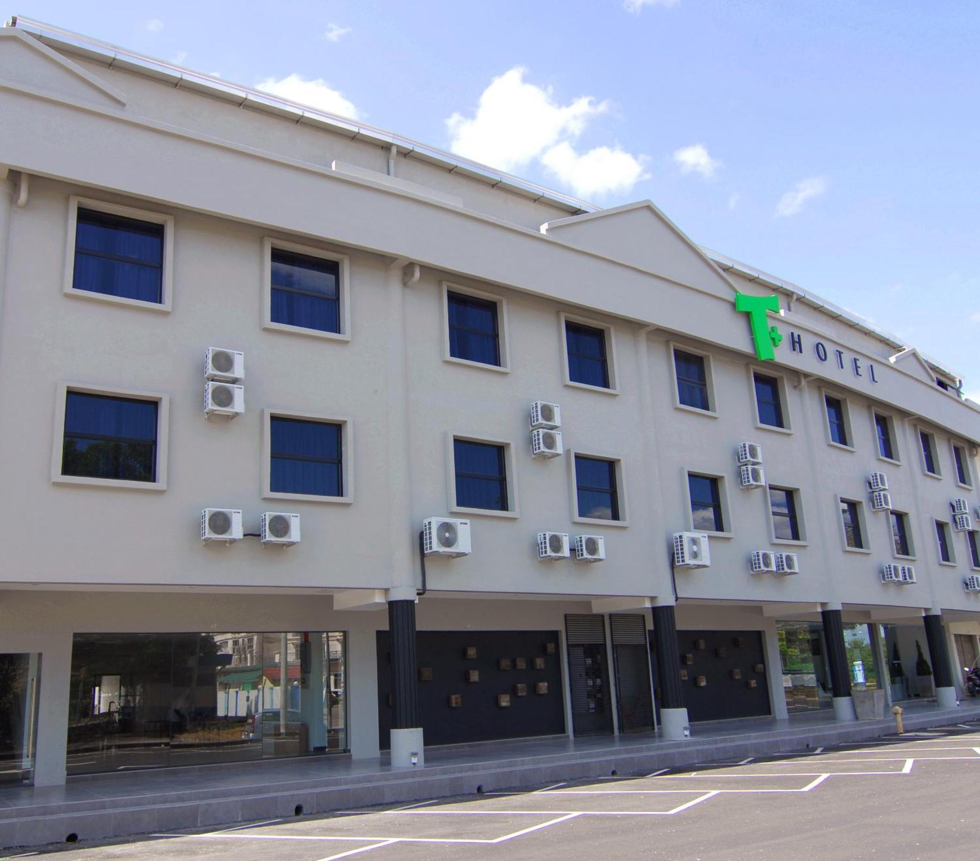 T+ Hotel Sungai Petani Esterno foto